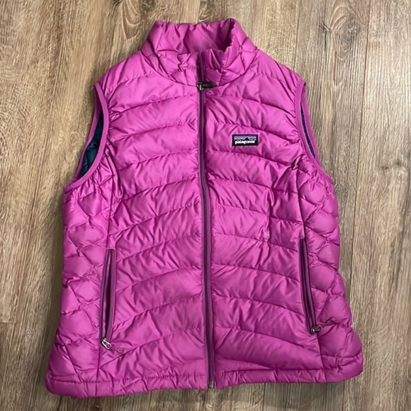 Patagonia Jackets & Blazers - Patagonia Down Puffer Vest Magenta / Fuschia / Purple